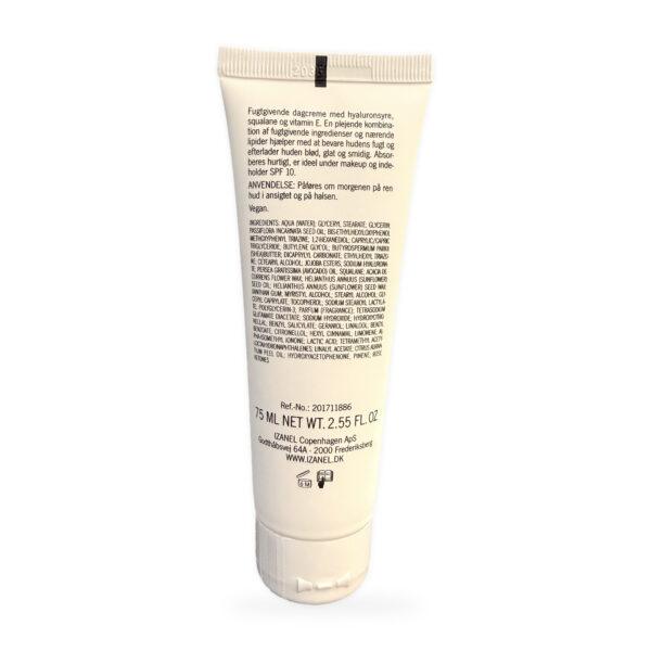 Bagside af IZANEL Hyaluronic Day Cream SPF 10 med ingrediensliste